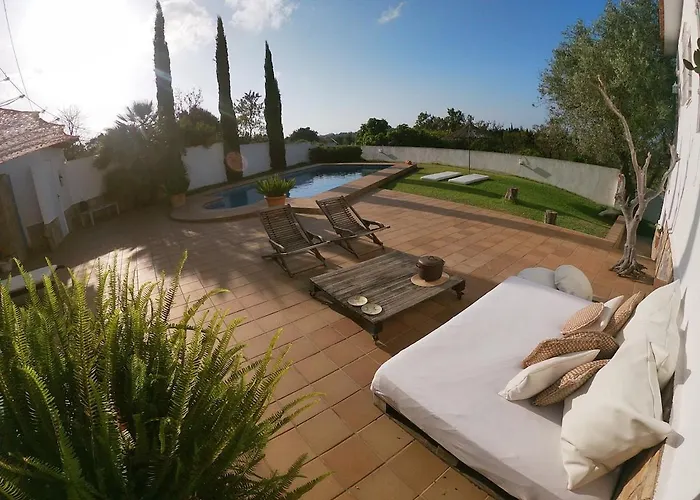 Ca Masia Con Piscina Y Barbacoa *