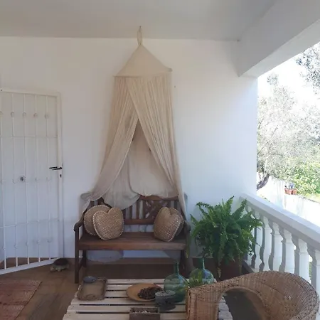 Ca Masia Con Piscina Y Barbacoa アパート